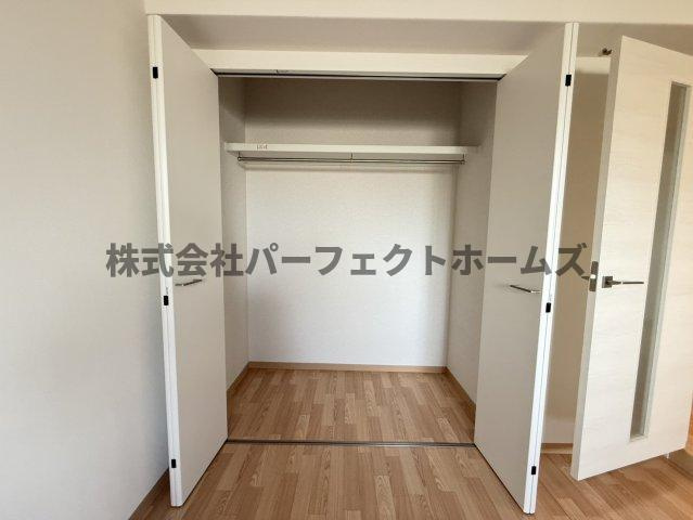 寝屋川サンハイツA棟の収納|こまごまとしたものを収納できそうですね