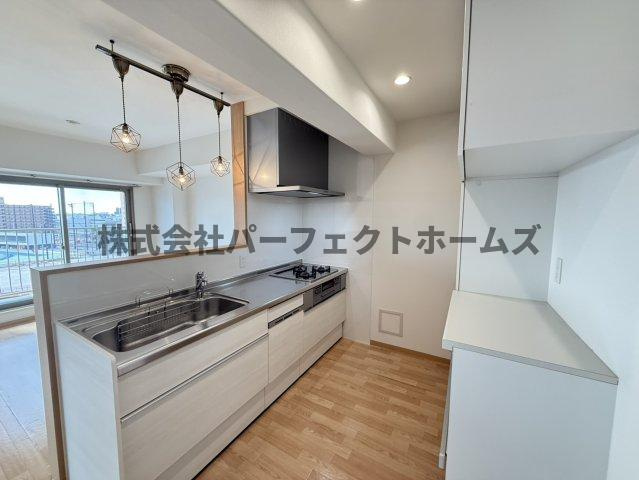 寝屋川サンハイツA棟のキッチン|きれいなキッチンです