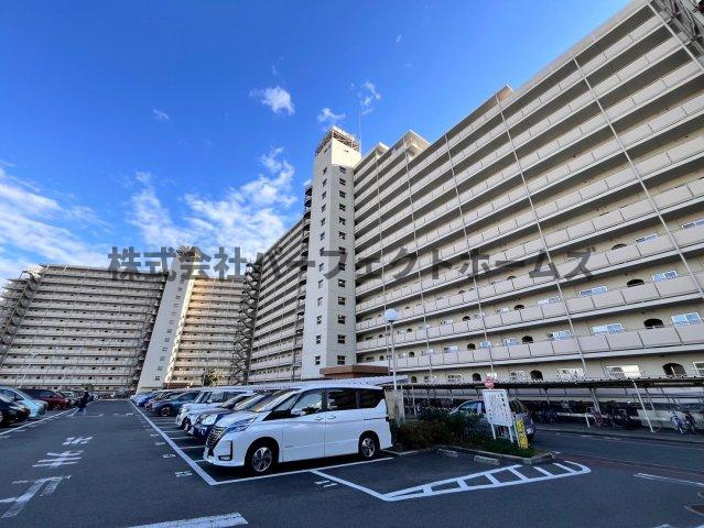 寝屋川サンハイツA棟の外観|外観です