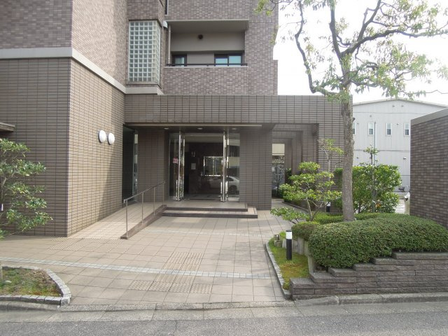 サーパス松本フェニックス通りの外観