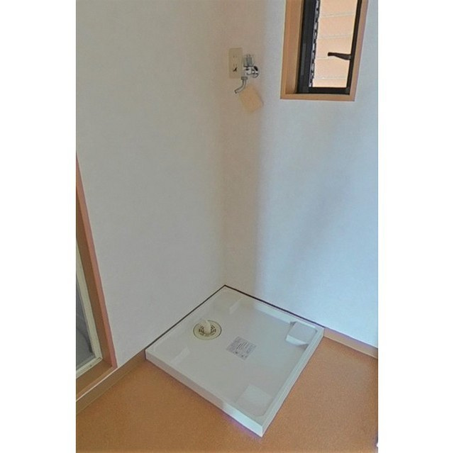 Lis・Tresor(ﾘ･ﾄﾚｿﾞｱ）の設備|室内洗濯機置き場