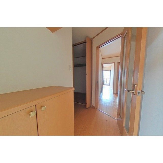 Lis・Tresor(ﾘ･ﾄﾚｿﾞｱ）の玄関