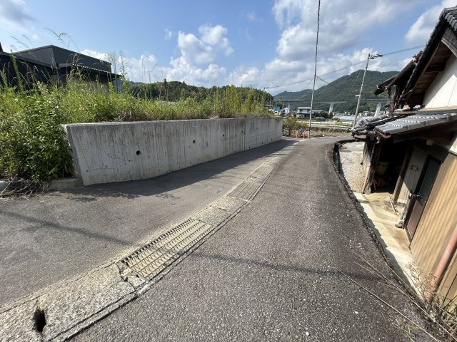 【前面道路含む現地写真】 | 高知市宗安寺　分譲地 | 前面道路含む現地写真です