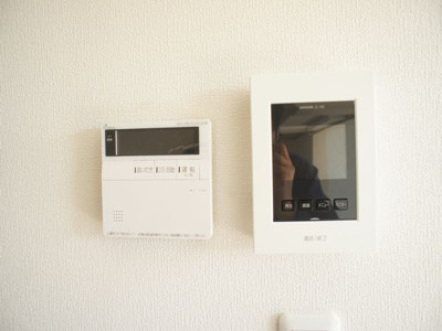 【セキュリティ】 | ビオリス | 訪問者の確認ができるTVドアホン付きです♪