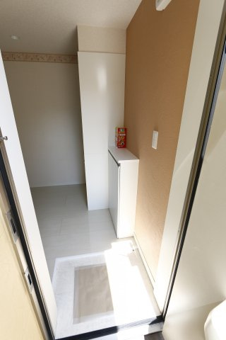 ユナイト上町ウィルキンスの杜の玄関