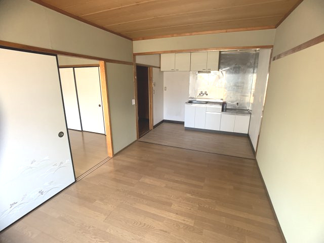 まさともハイツの居間・リビング
