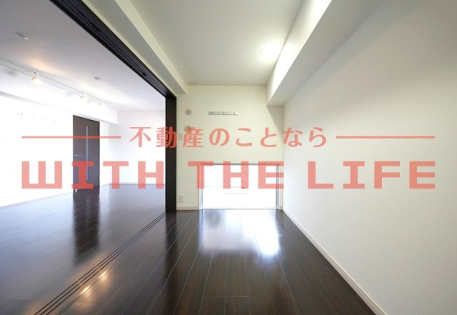 ALLEYⅢ（アレイスリー）【10,000円キャッシュバック対象物件】の内装|スペースが確保できる洗面所です