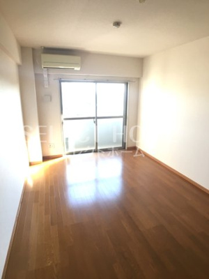 【居間・リビング】 | ノーブルスクエア | こちらのリビングで趣味の時間をお楽しみください
同型タイプ