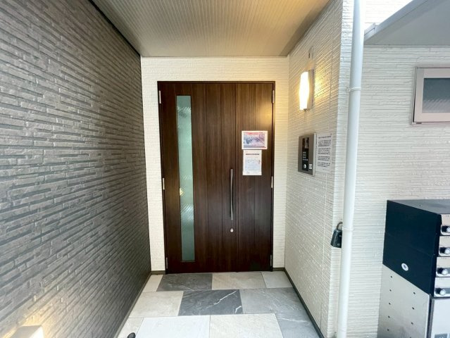 クリエオーレ小若江 ( 近畿大学 一人暮らし )のエントランス