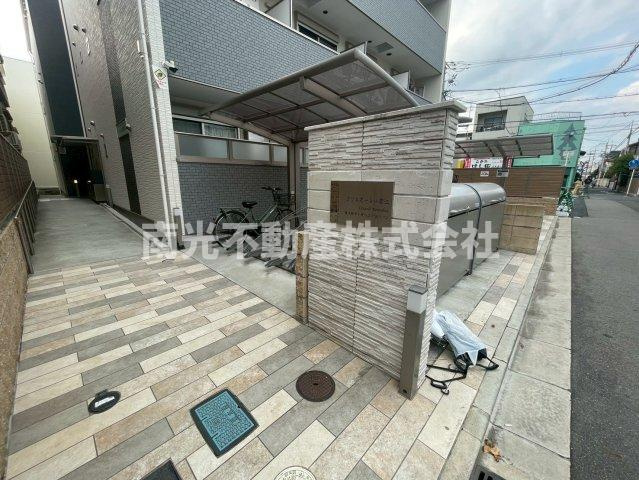 クリエオーレ小若江 ( 近畿大学 一人暮らし )のエントランス