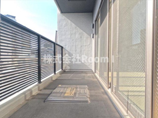 【バルコニー】 | グランルージュ谷町六丁目 | 暖かな日差しのふりそそぐバルコニー