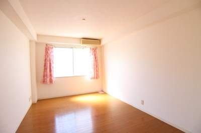 【寝室】 | サニーパレス五色山