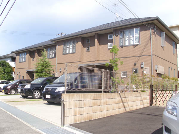 シャーメゾンアドニス