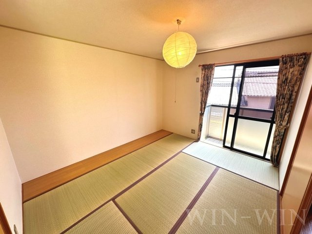 ユトリロ王ヶ崎 Aの和室