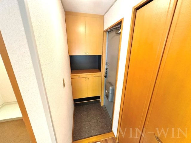 ユトリロ王ヶ崎 Aの玄関