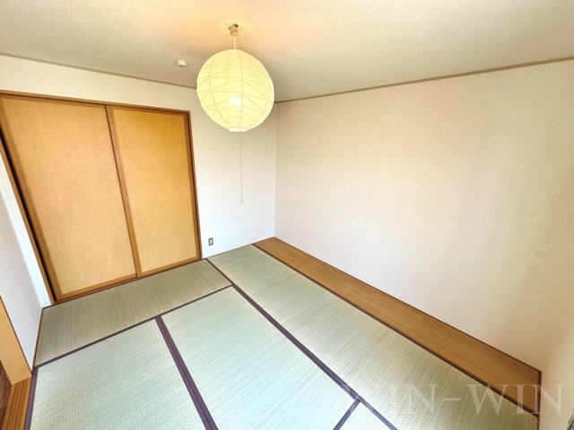 ユトリロ王ヶ崎 Aの和室