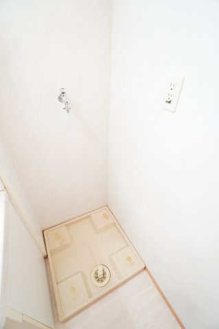 【洗面所】 | コーポセレッソ | ※同物件・反転タイプの写真です。



