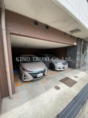 エスライズ梅田北の駐車場