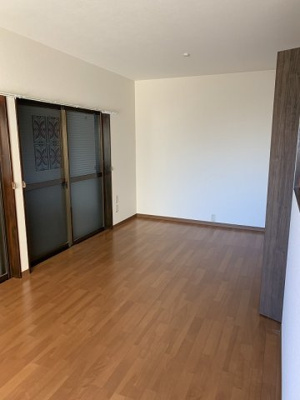 【洋室】 | 西町貸家