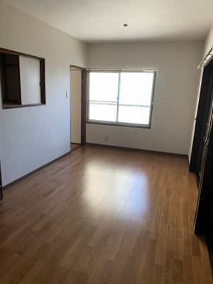 【洋室】 | 西町貸家