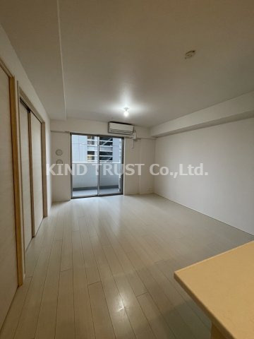 パークタワー梅田の居間・リビング