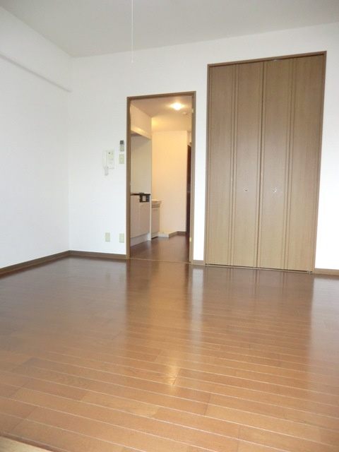 ハートリーフ鈴木の居間・リビング