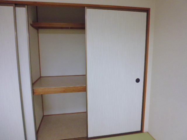 プレジール堀Ｂの収納