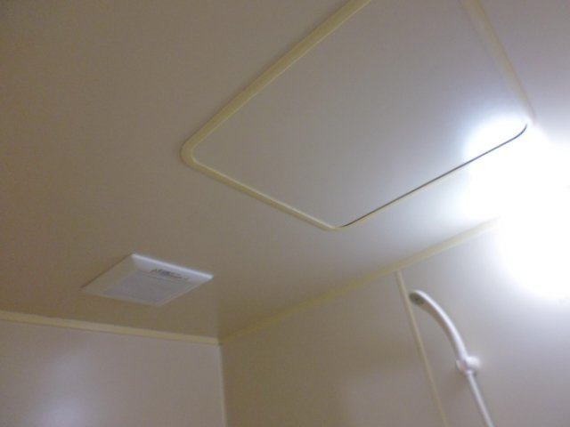 プレジール堀Ｂの浴室