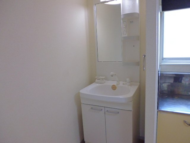 プレジール堀Ｂの独立洗面台|洗髪洗面化粧台