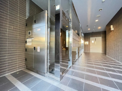 【エントランス】 | ハーヴェスタ江坂