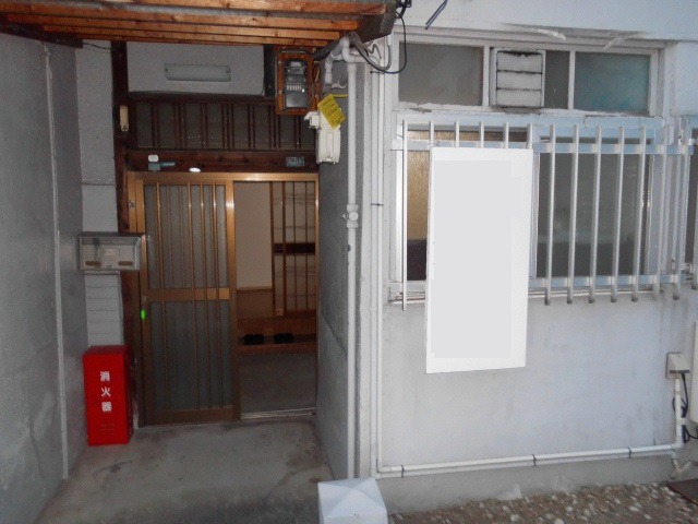 天美東　平屋住宅のエントランス