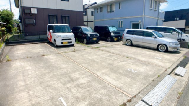 エスペランサⅠの駐車場