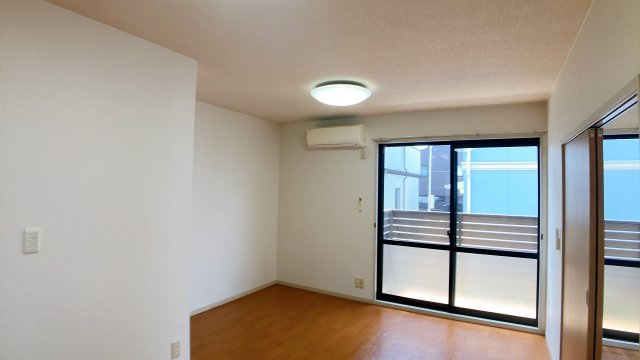 エスペランサⅠの居間・リビング