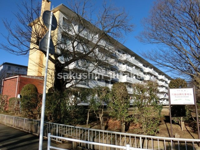 花見川団地の外観|花見川団地　人気の１階部分　内装リニューアル住宅　