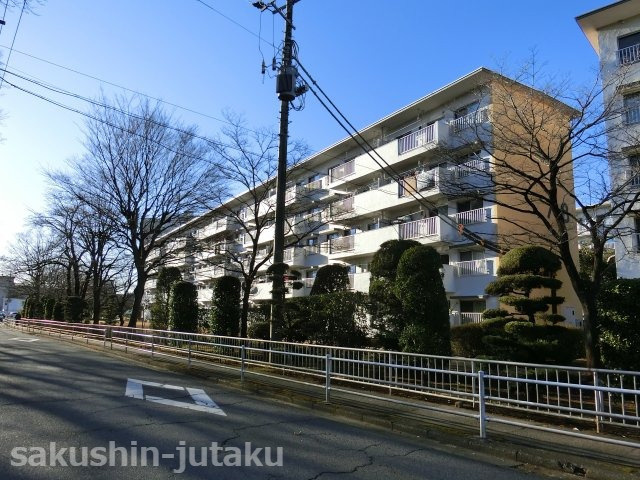 花見川団地の外観|花見川団地　人気の１階部分　内装リニューアル住宅　