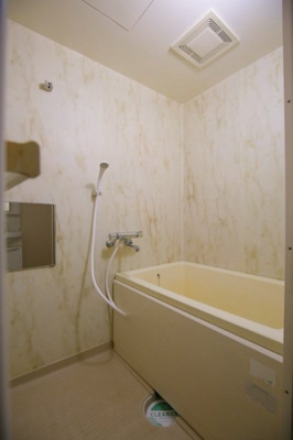 【浴室】 | 成加パラシオン