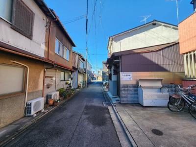 フラッティ花園ミンクの周辺|前面道路