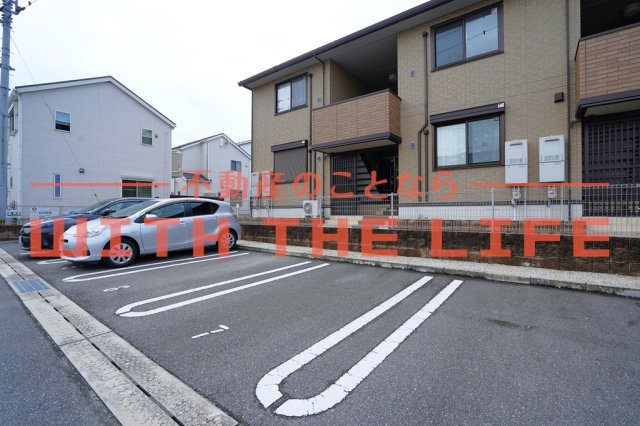 エクセル東合川Ⅲ【10，000円キャッシュバック対象物件】の駐車場|駐車場があります