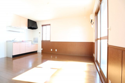 【居間・リビング】 | ヴィレッジコートB