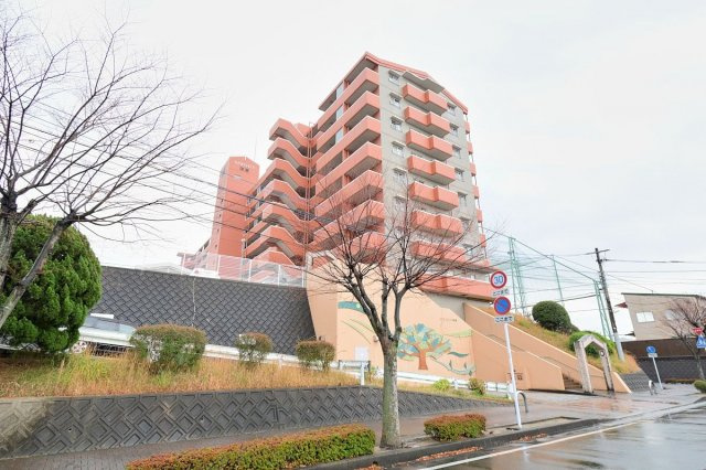 スプラウトマンション須恵の外観
