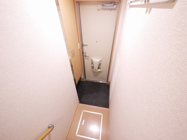 ファミールメゾン桜の玄関