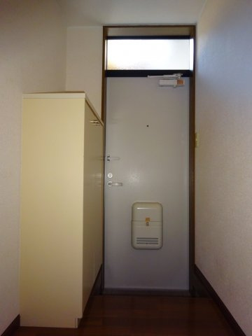 ポラリス山下町の玄関