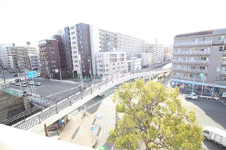 【展望】 | 横浜の街を見下ろす開放的な眺望をぜひ実際にご覧になって下さい！