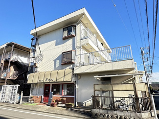 【外観】 | 小田急線「柿生」駅まで徒歩圏内！コンビニやスーパー・ホームセンターが近くて便利な立地の3階建てマンションです♪