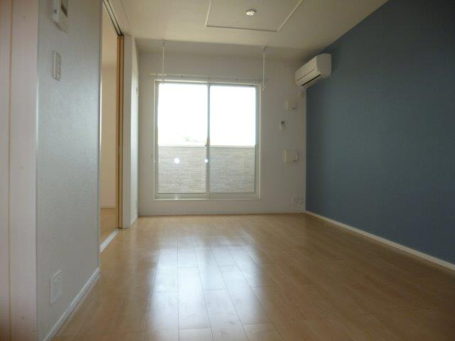 ヌーベルアンジュ２の居間・リビング