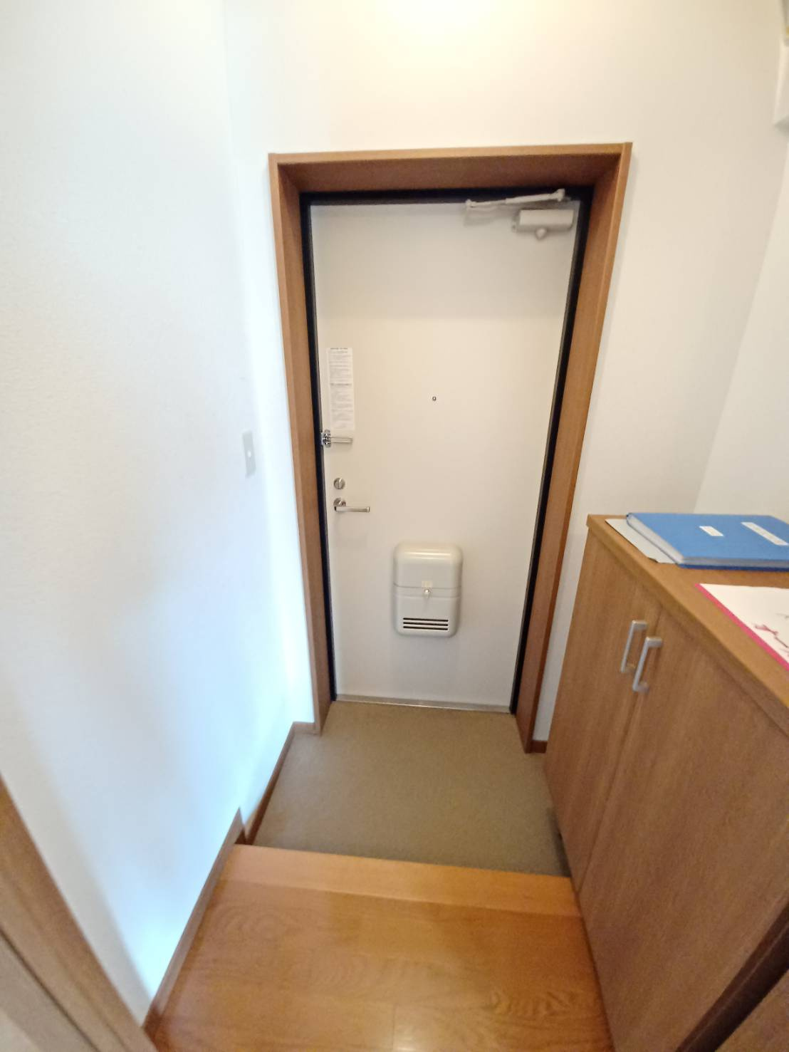 ヒーローマンション･アン･シエルの玄関