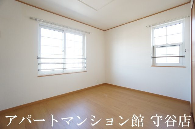 白山ヒルズⅡ壱番館の寝室