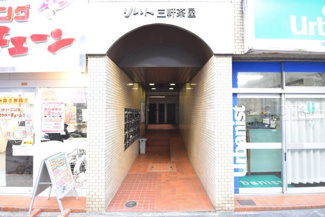 【エントランス】 | エントランス