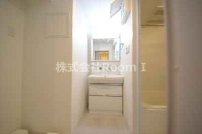 【洗面所】 | ヴェールソレイユ真田山 | ゆったりとスペースのある洗面所