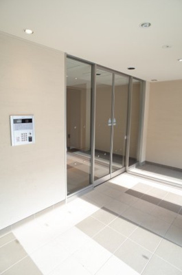 【エントランス】 | コンフォーティア